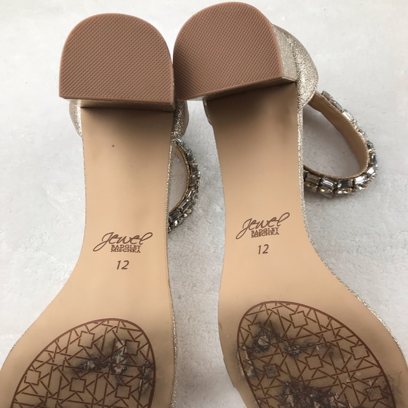 Badgley Mischka gold sparkling sandals - Picture 6 of 6